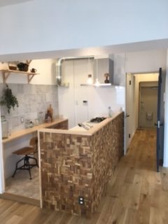 埼玉住建マンションリノベーション　所沢　スケルトン状態から　キッチン　対面　おしゃれ　インテリア　買取